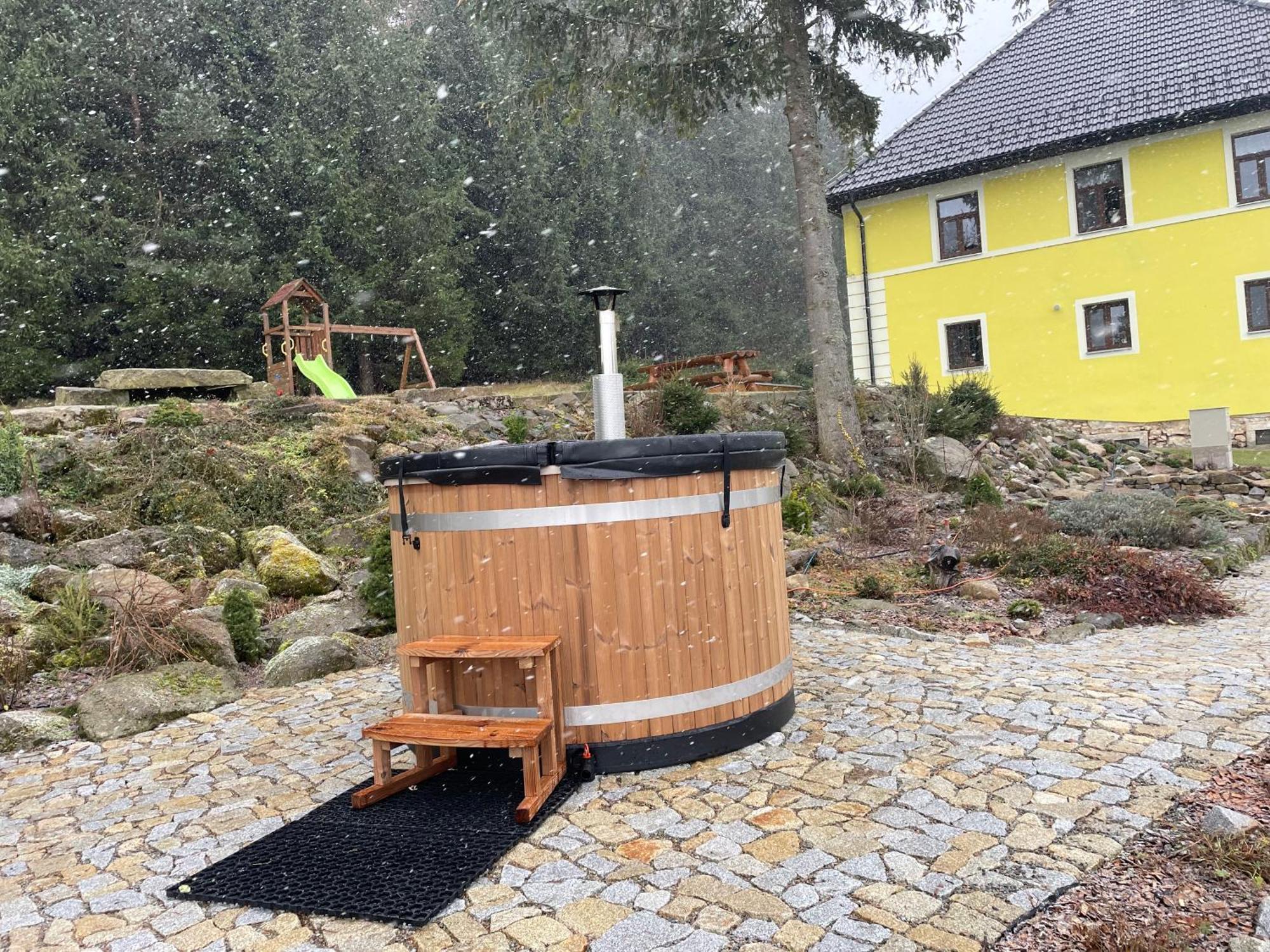 Apartmany Hajovna Lipno Лоучовице Экстерьер фото