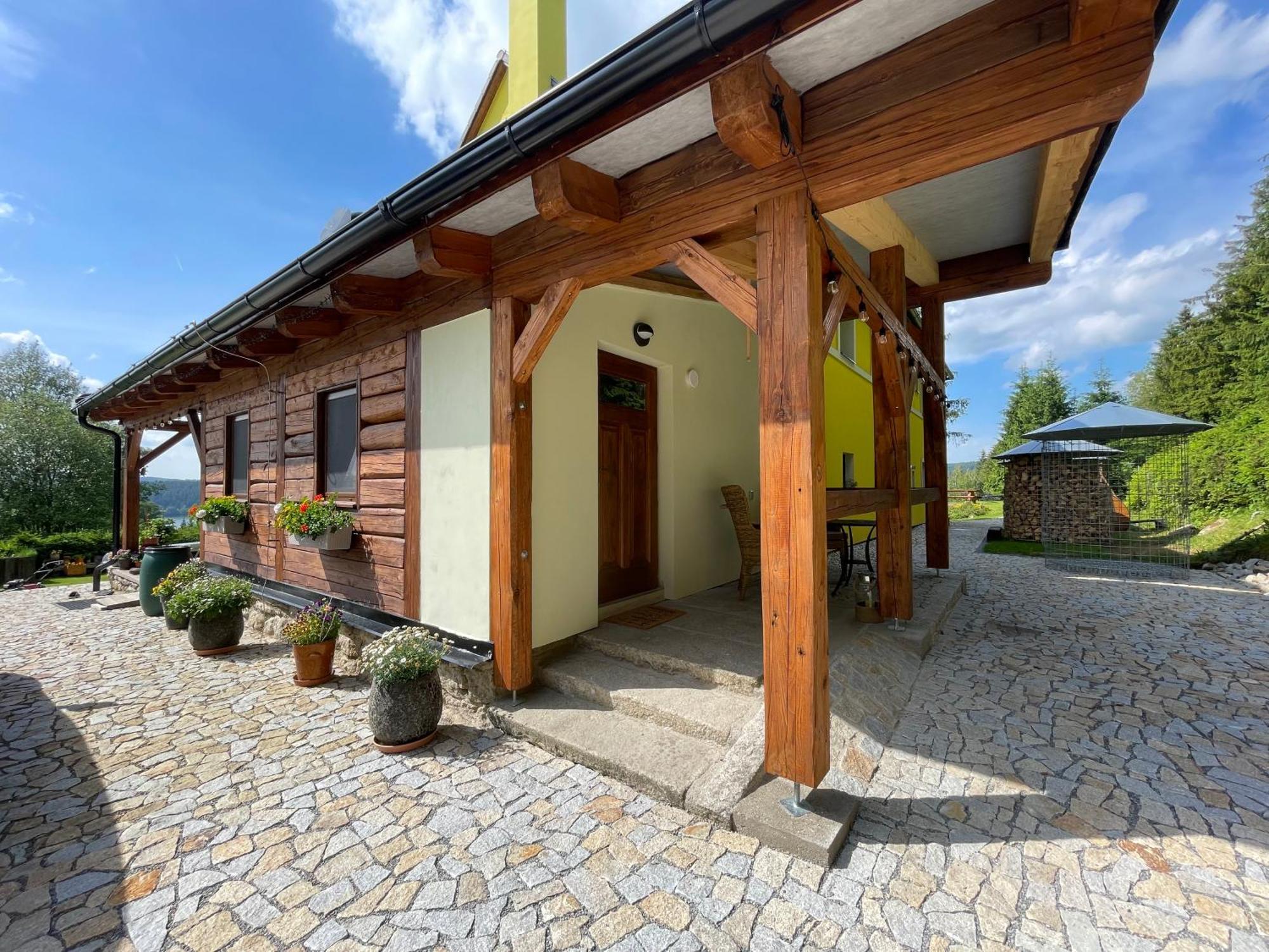 Apartmany Hajovna Lipno Лоучовице Экстерьер фото